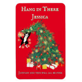 Funny Hang In There Cat in Christmas Tree Magnet (Vertikal)
