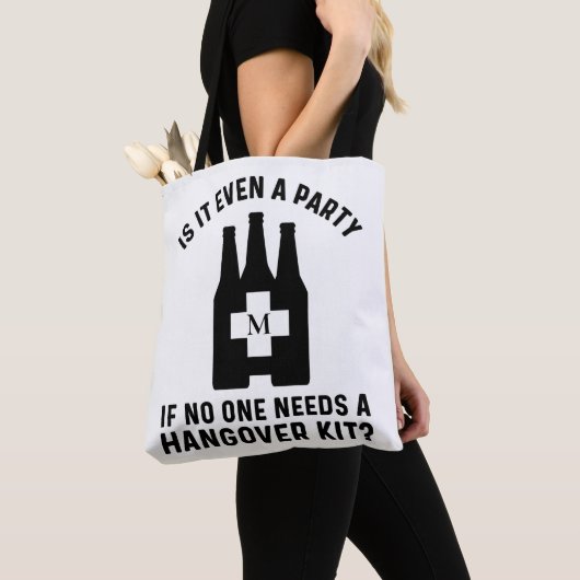 Funny Hangover Kit Mit Monogramm Tasche (Von Nahem)