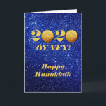 Funny Hanukkah Oy Vey 2020 Gelt Coin Glitzer Feiertagskarte<br><div class="desc">Dieses Design entstand aus meiner einzigartigen Acrylmalerei. Sie kann personalisiert werden, indem Sie auf die Schaltfläche Anpassen klicken und den Namen, die Initialen oder die Wörter ändern. Sie können auch die Textfarbe und den Textstil ändern oder den Text für nur ein Bild löschen. Kontaktieren Sie mich unter colorflowcreations@gmail.com , wenn...</div>