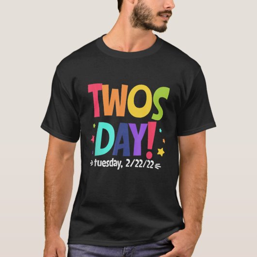 Funny Happy 2/22/22 2. Februar 222 Tee (Vorderseite)