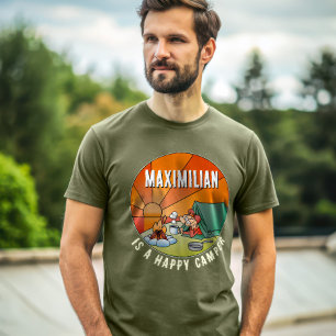 Funny Happy Camper Cartoon mit Ihrem Namen T-Shirt