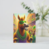 Funny Happy Mardi Gras Pferd mit Perlen Postkarte (Stehend Vorderseite)