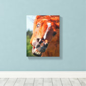 Funny Horse Laughing Fotografie Leinwanddruck (Insitu (Holzboden))