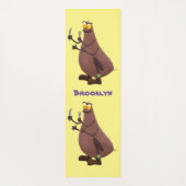 Funny hungrig hässlich flehe Cartoon Yogamatte (Rückseite)