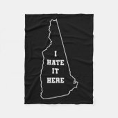 Funny I Hate It Here New Hampshire Nh State Joke  Fleecedecke (Vorderseite)