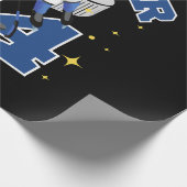 Funny Ice Hockey Senior 2024 Geschenkpapier (Ecke)