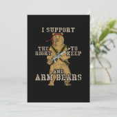 Funny ich unterstütze das Recht, Bären zu bewaffne Einladung (Stehend Vorderseite)
