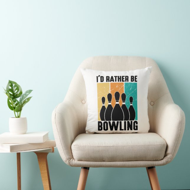 Funny "I'd Rather Be Bowling" Quote Kissen (Stuhl )