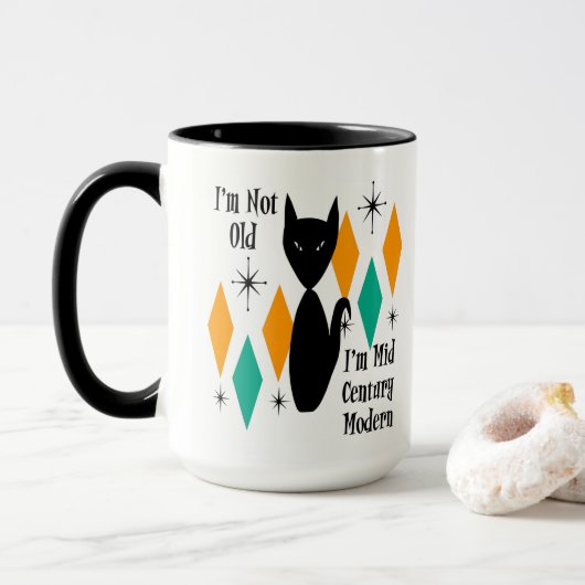 Funny I'm Not Old I'm Mid Century Modern Black Cat Tasse (Mit Donut)