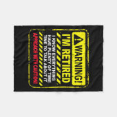 Funny I'm Retired Approach With Caution Men Dad Gr Fleecedecke (Vorderseite (Horizontal))