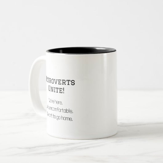 Funny Introverts vereinigt humorvolles Zitat Zweifarbige Tasse (Vorderseite Links)