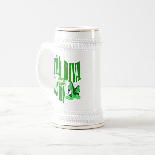 Funny Irish diva St Patrick's Day Bierglas (Vorderseite Links)