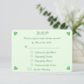 Funny Irish Green Wedding RSVP Einladungskarte (Stehend Vorderseite)