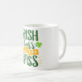 Funny Irish lass voll sass St Patricks Day Luck Kaffeetasse (VorderseiteRechts)