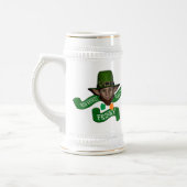 Funny Irish Leprechaun und Whiskey Bierglas (Links)