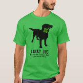Funny Irish St. Patrick's Day Black Lab Lucky Dog T-Shirt (Vorderseite)