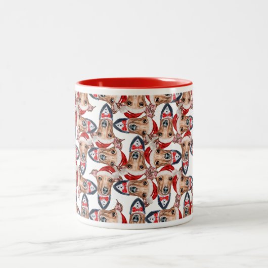 Funny Italian Greyhound Christmas Pattern Zweifarbige Tasse (Mittel)