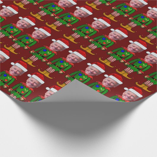 Funny Joe Biden Elf Custom Face Weihnachten Geschenkpapier (Ecke)