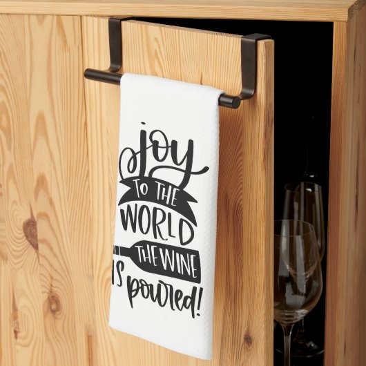 Funny Joy Der Wein wird gegossen Geschirrtuch (Drittel gefaltet)