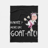 Funny Karate Goat I Karate Pun Martial Arts Fleecedecke (Vorderseite)