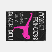 Funny Karate Shirt Girl Black Belt Martial Arts Gi Fleecedecke (Vorderseite (Horizontal))