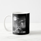 Funny Katze in einem Wald mit Ufo Men W Kaffeetasse (Links)