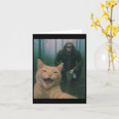 Funny Katze überrascht glücklich Selfie mit Bigfoo Karte (Gelbe Blume)