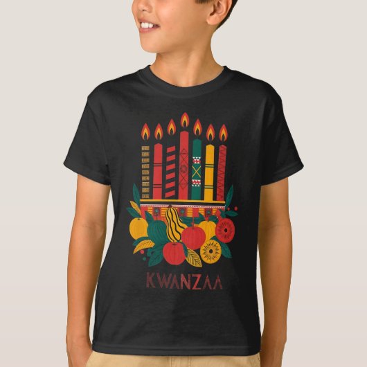 Funny Kinara Seven Candles Kwanzaa Feier 2 T-Shirt (Vorderseite)