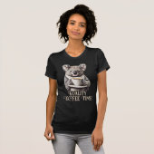 Funny Koala Drink Kaffee bearbeitbarer Text T-Shirt (Vorne ganz)