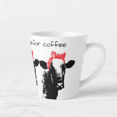 Funny Kuh trägt eine Red Bandana Milchtasse (Rechts)