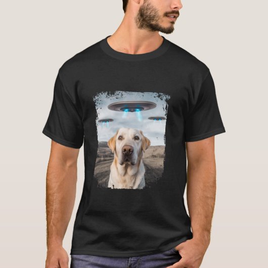 Funny Labrador Retriever Dog Selfie mit Alien UFO T-Shirt (Vorderseite)