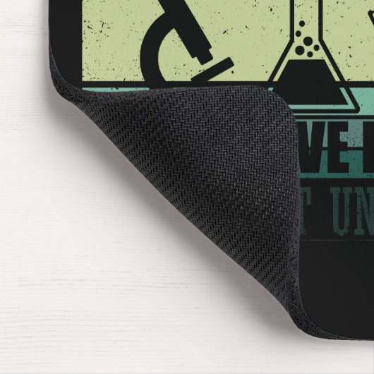 Funny Labrador tech zitiert Labortechniker Spaß Mousepad (Ecke)