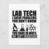 Funny Labrador tech zitiert Labortechniker Spaß Postkarte (Vorderseite)