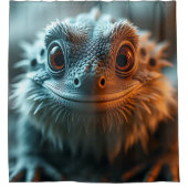 Funny lächelnd bärtiger Drache Duschvorhang (Vorderseite)