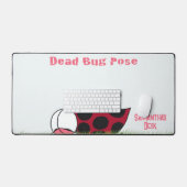 Funny Ladybug Dead Bug Yoga Pose Schreibtischunterlage (Tastatur & Maus)
