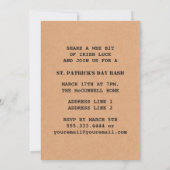 Funny Leprechaun Abzeichen St. Patrick's Day Party Einladung (Rückseite)