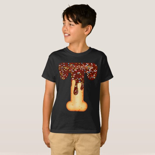 Funny Letter T Ice Cream Chocolate Sprinkles  T-Shirt (Vorne ganz)