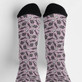 Funny Lila Black and White Cats Zeichnend Socken (Oben)