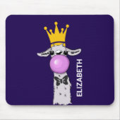 Funny Llama Illustration bläst eine rosa Blase Mousepad (Vorne)