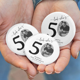 Funny 'Look Who's 50' Stilvoll 50. Geburtstag Button