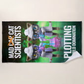 Funny Mad Cat Scientists planen Weltherrschaft Strandtuch (Vorderseite)