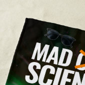 Funny Mad Cat Scientists planen Weltherrschaft Strandtuch (Beispiel)