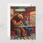 Funny Man and Bear bei Retro Diner Postkarte (Vorne/Hinten)