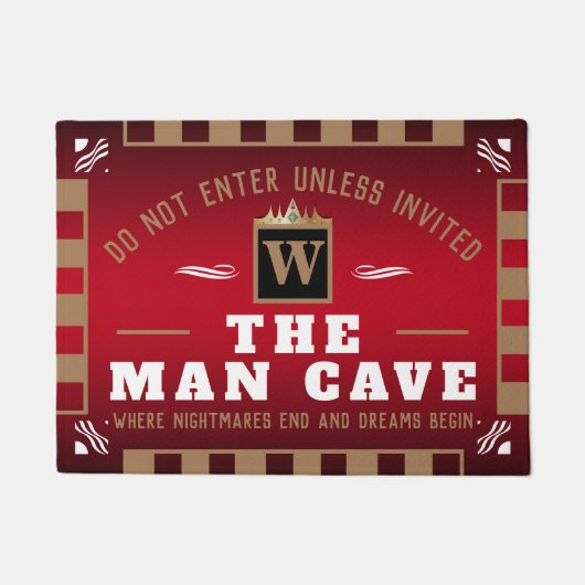 Funny MAN CAVE mit Monogramm | RED Welcome Fußmatte (Vorderseite)