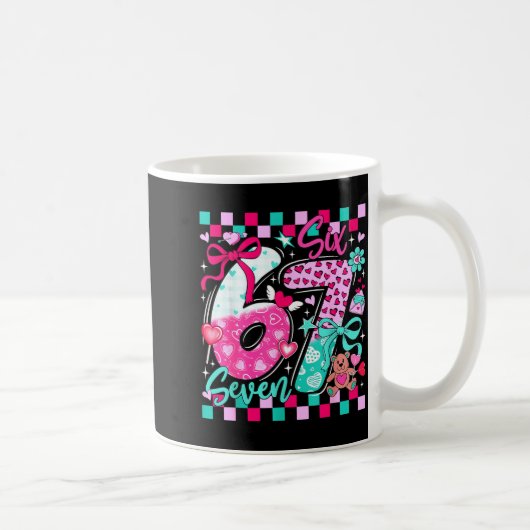 Funny Meme Valentine Six Seven 6 7 Valentine Heart Kaffeetasse (Rechts)