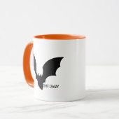 Funny Minimal Halloween Black Bat Crazy Tasse (Vorderseite Links)