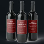 Funny Modern Burgundy Red Danke Party Wedding Weinetikett<br><div class="desc">Feiern wir, aber bitte geben Sie dem Wein nicht die Schuld für Ihre schlechten Tanzbewegungen! Dieses lustige, individuelle Weinflaschenlabel in Burgund Rot und Weiß ist einfach, modern und perfekt für eine Hochzeit oder andere Feiern wie Geburtstage und Jubiläen. Ändern Sie einfach den Text auf dem Weinetikett, um den Wein und...</div>