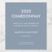 Funny Modern Dusty Blue Vielen Dank Party Wedding Weinetikett (Einzelnes Label)