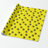 Funny Modern Yellow mit Black Paw Prints Cartoon Geschenkpapier (Ungerollt)