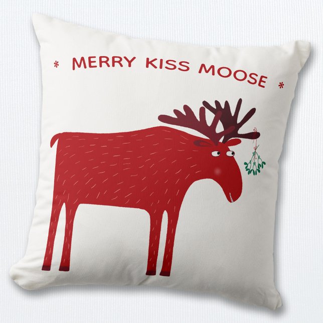 Funny Moose Holiday Kissen (Merry Kiss Moose funny festive pillow)